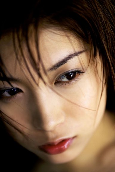 送李策秀才还湖南，因寄幕中亲故兼简衡州吕八郎中【阿根廷】